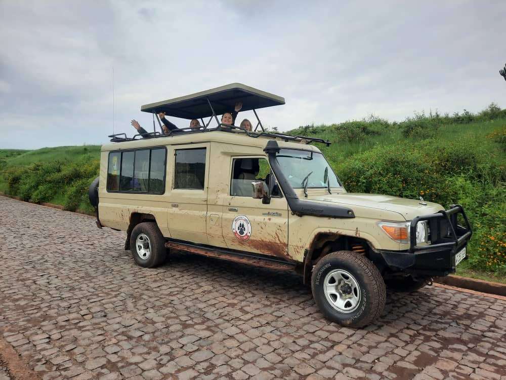 Tour Agency | Travel Agency | Tanzania Safari | Zanzibar Holiday | Kilimanjaro Trekking - Heavenly Laugh Adventures